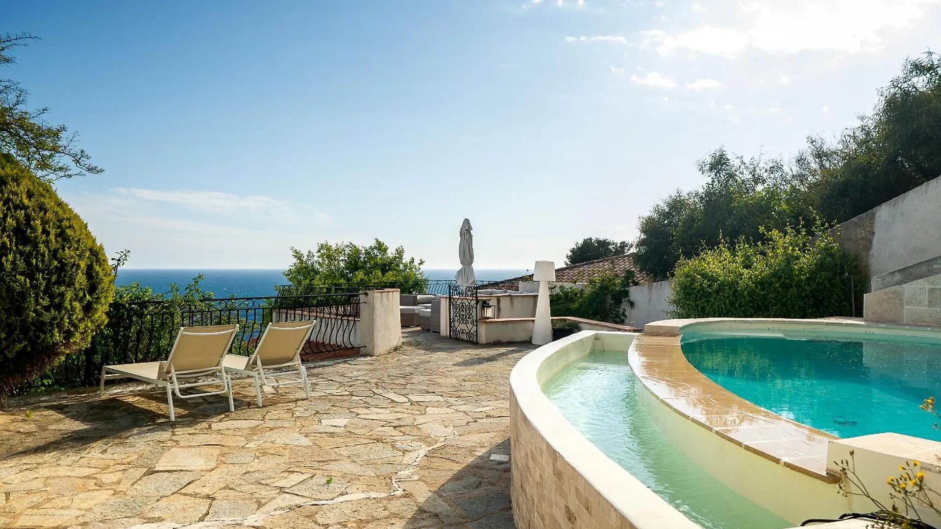 Villa Prestige Carqueiranne France